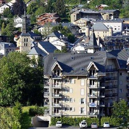 94 M2 Spacieux Insonorise En Plein Centre - Deux Parkings Couverts Gratuits Et Wifi Gratuit ! 생제르베레뱅 외부 사진